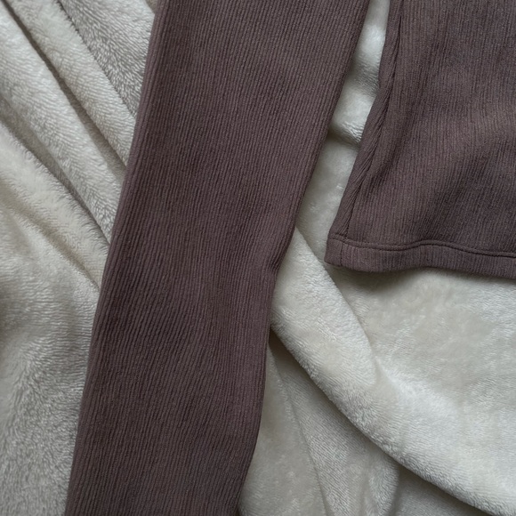 Brown Square Neck Long Sleeve Top - Picture 4 of 6